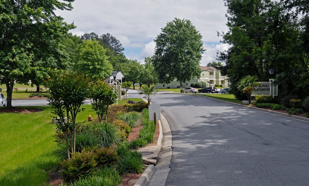 Gallery Pine Knoll Apartments
